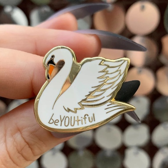 NWT You Are Naturally Beautiful When You Are Swan Enamel Pin, Great Gift! 🎁 - Picture 1 of 6